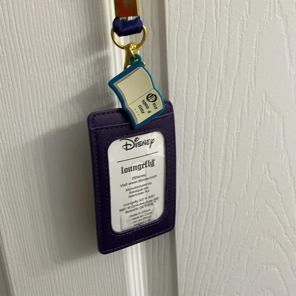 Disney Princess Book Lanyard - Picture 2 of 3